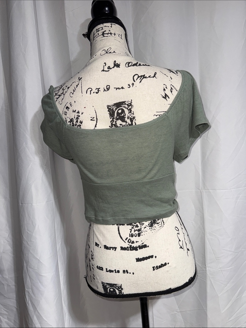 American Eagle Outfitters Sage Green Off-Shoulder Ribbed Crop Top